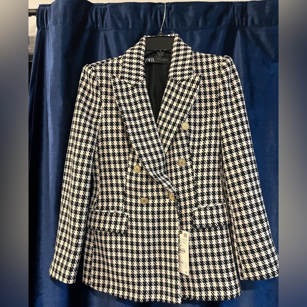Zara Women's Black and White Houndstooth Blazer- NWOT